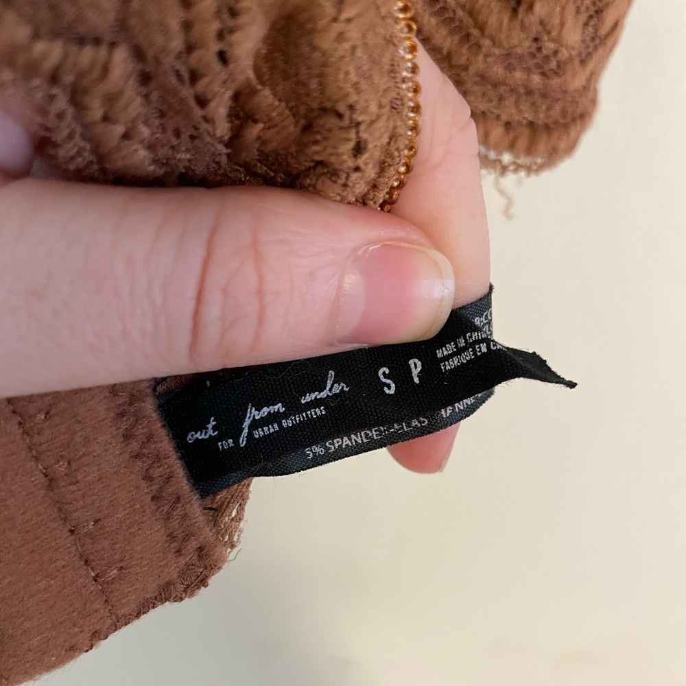 Urban Outfitters halter lace bralette - Picture 5 of 5